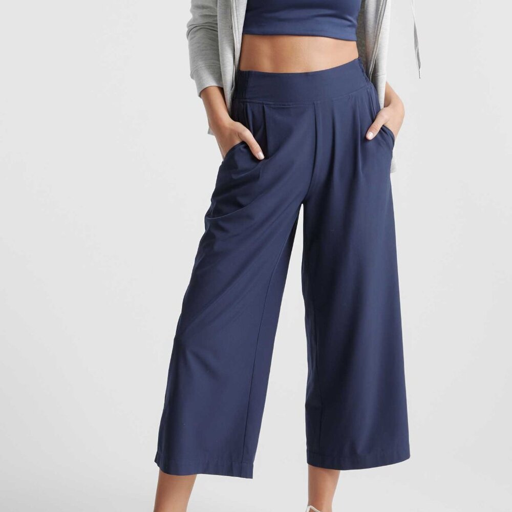 Quince Womens Navy Performance Tech Wide Leg Cropped Pants Size M Medium Blue